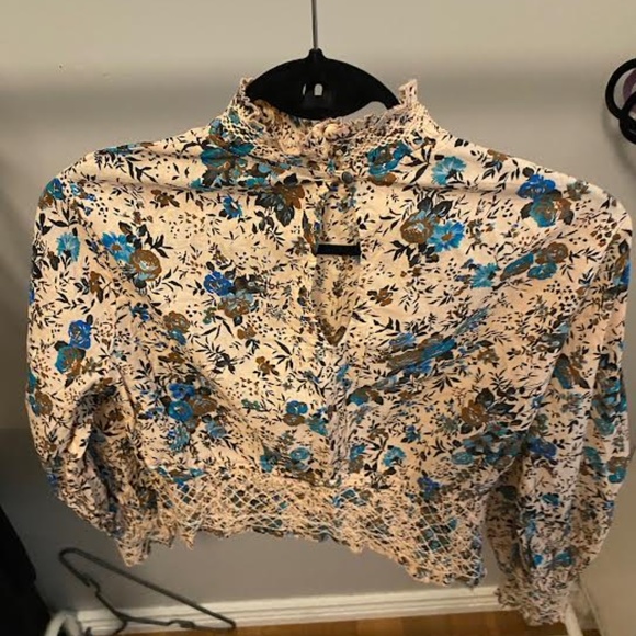 Top Shop Floral Light Long Sleeve Top - Picture 3 of 3